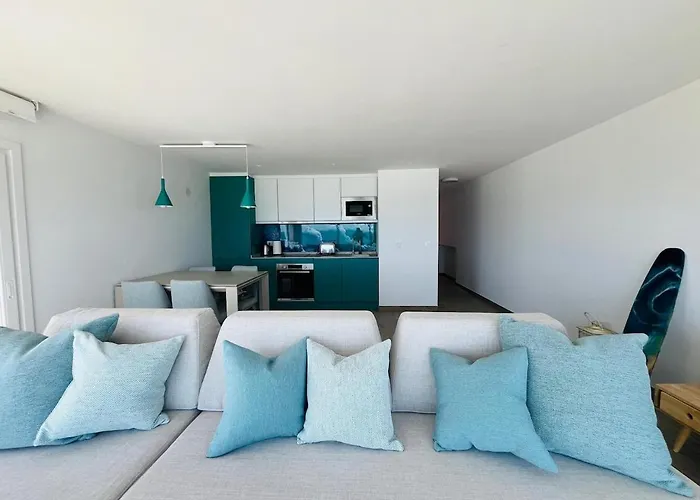 아파트 Luxury, Front, Two-bedroom